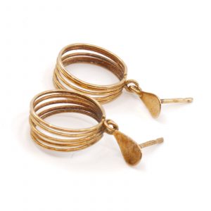 Örhängen Guld 18K 2,2g Höjd 23mm Diameter 12mm stopper saknas