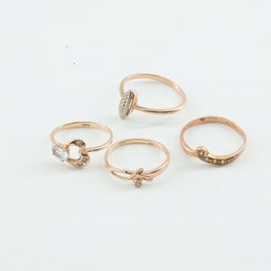 Investeringsguld 14K brv 5,7g med stenar, skeva