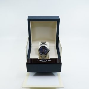 Armbandsur Longines Conquest automatic, datum stållänk referensnummer:L37594966 snr:S2059067