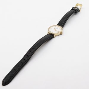 Armbandsur Epoch 14K, quartz, går ej, Ø24mm, datum, graverad, safirglas, läderband Bruttovikt 18,6g