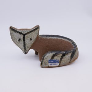 Figurin Räv av Lisa Larson för Gustavsberg Höjd: 7cm Bredd: 13cm